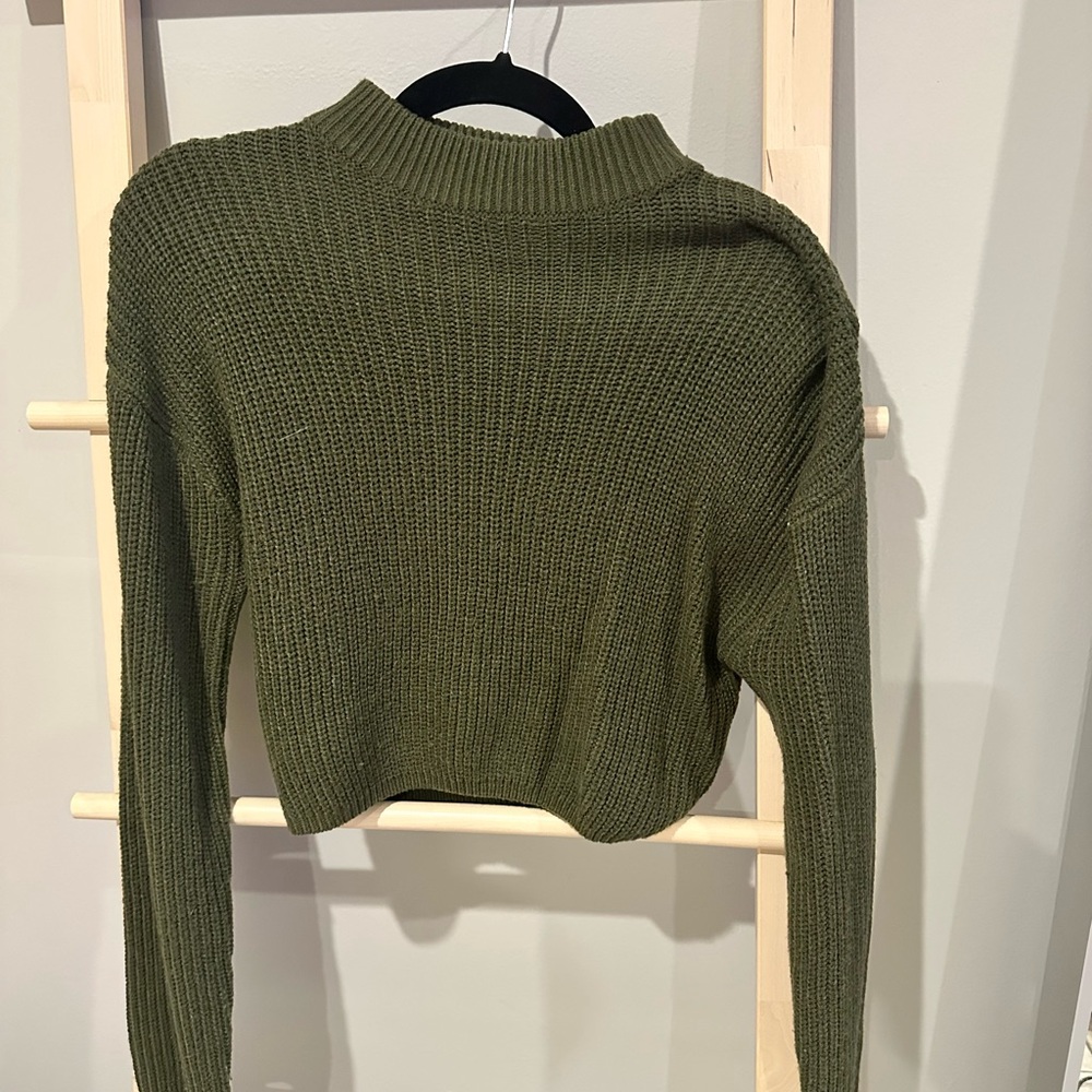 TAKING OFFERS H&M Olive Green Cowl Neck Cropped Sweater SALE!